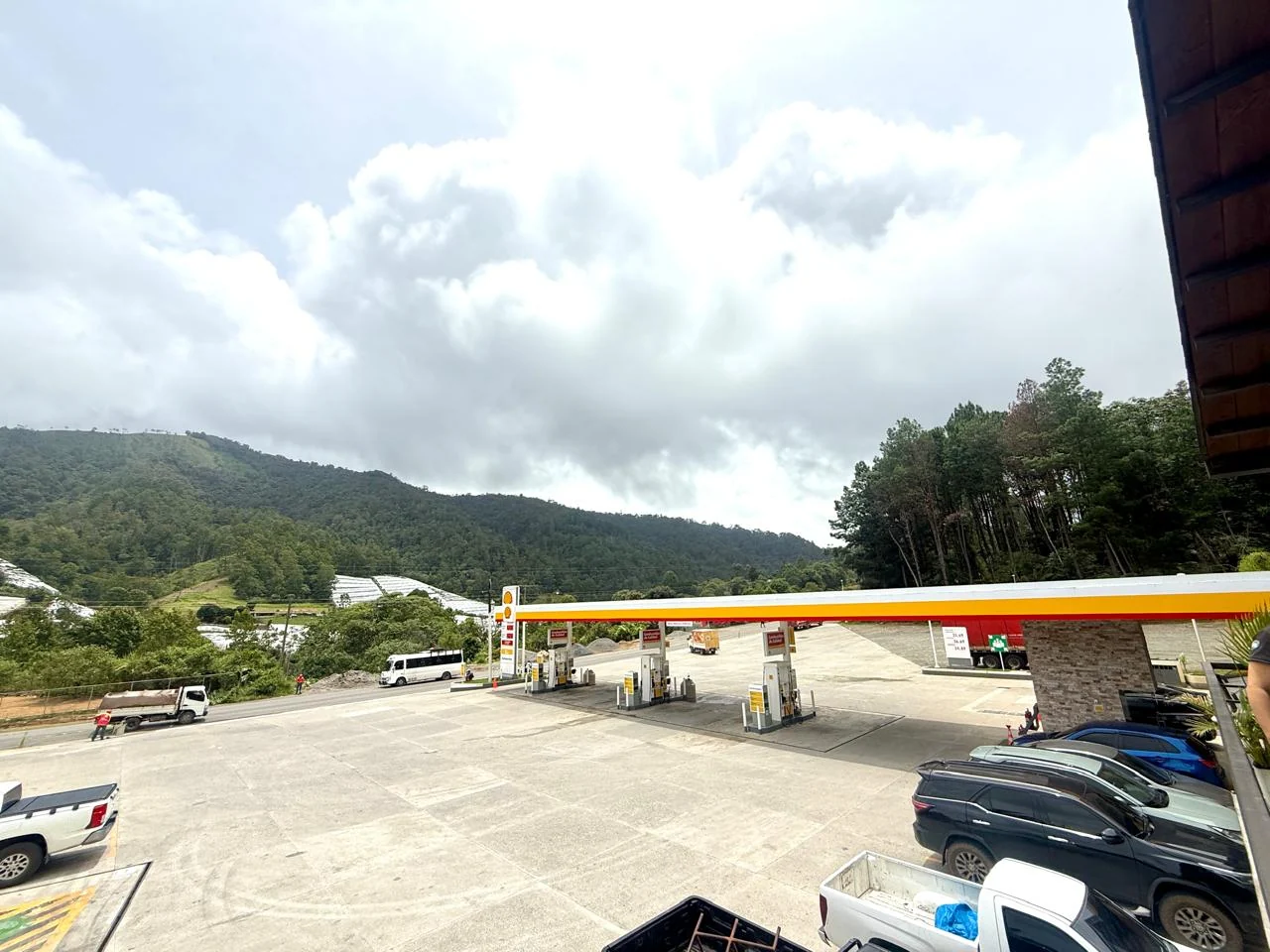 Estación de servicio operada por Dipetrol
